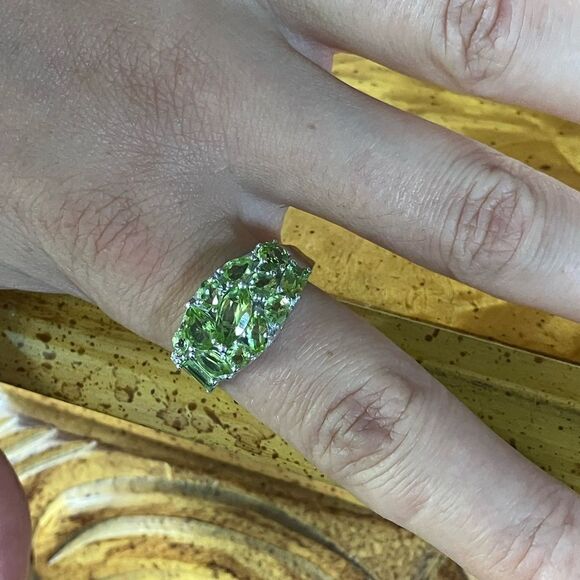 Natural Peridot Sterling Silver Ring Size 10 - Picture 4 of 9